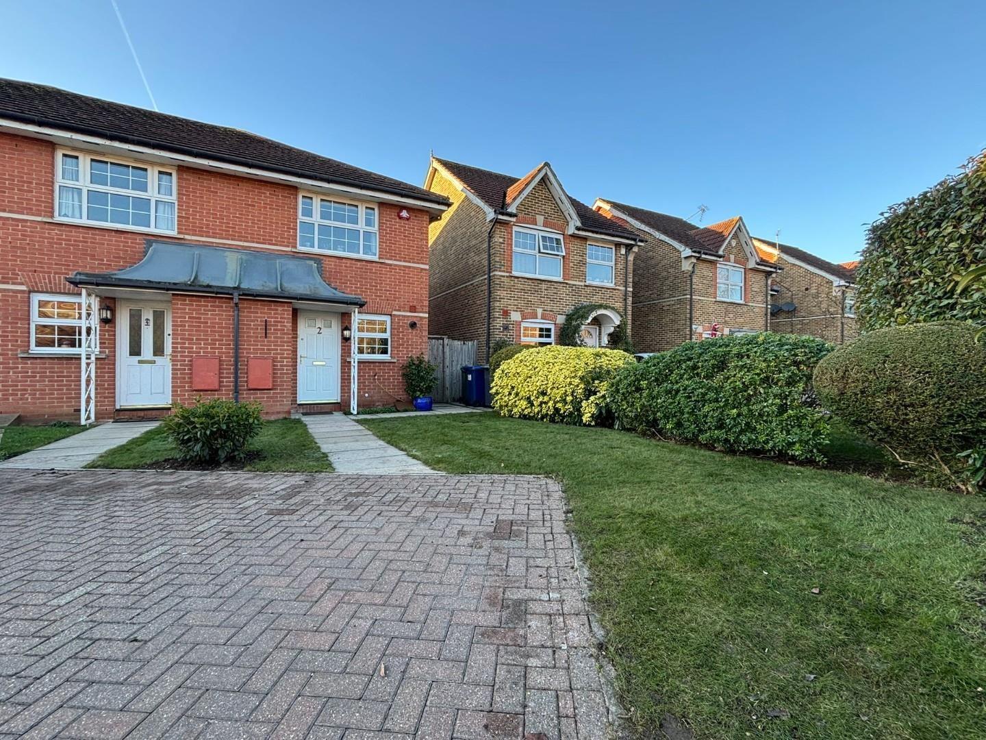 Bampton Drive, Mill Hill, NW7, London